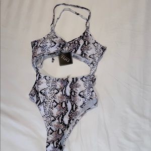 Zaful cutout one piece swimwear